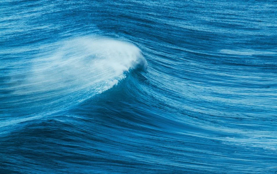 blue ocean wave